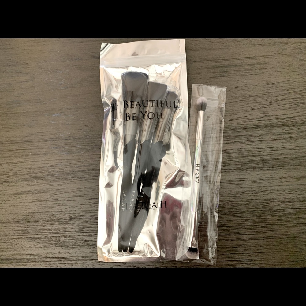 F.A.R.A.H. Makeup Brushes 🖌💄🤍